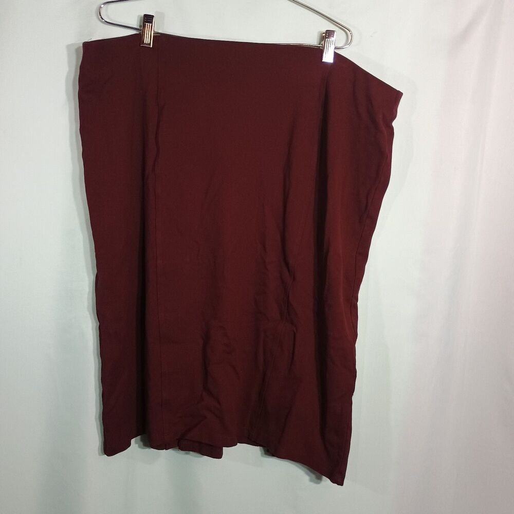 Women’s Burgundy Pull-On Midi Skirt – Solid Wine Red Stretch Skirt